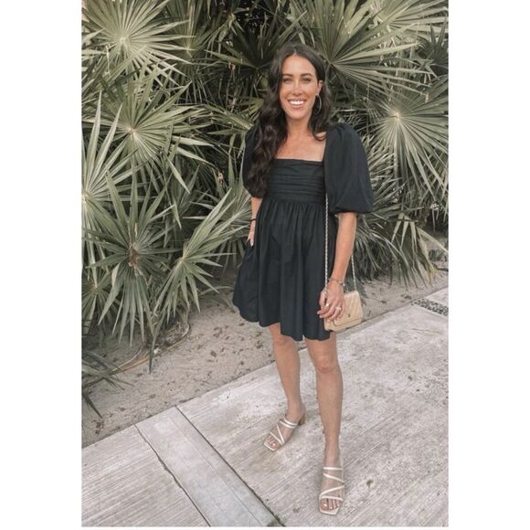 The Abercrombie & Fitch Emerson Poplin Puff Sleeve Mini Dress - Picture 3 of 7